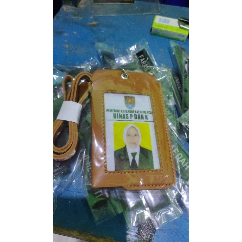 

Id card kulit lengkap murah