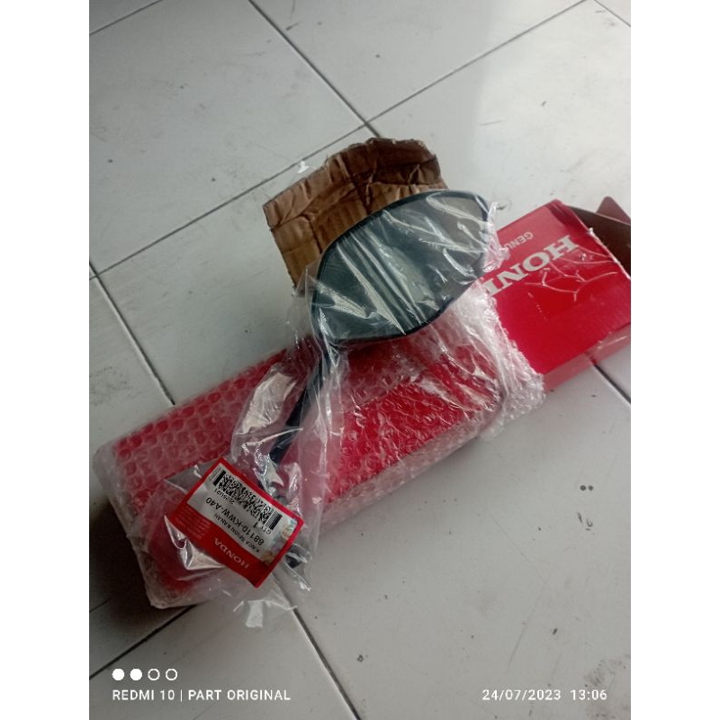 SPION HONDA SUPRA X 125 Fi INJEK KANAN ORIGINAL 88110-KWW-A40