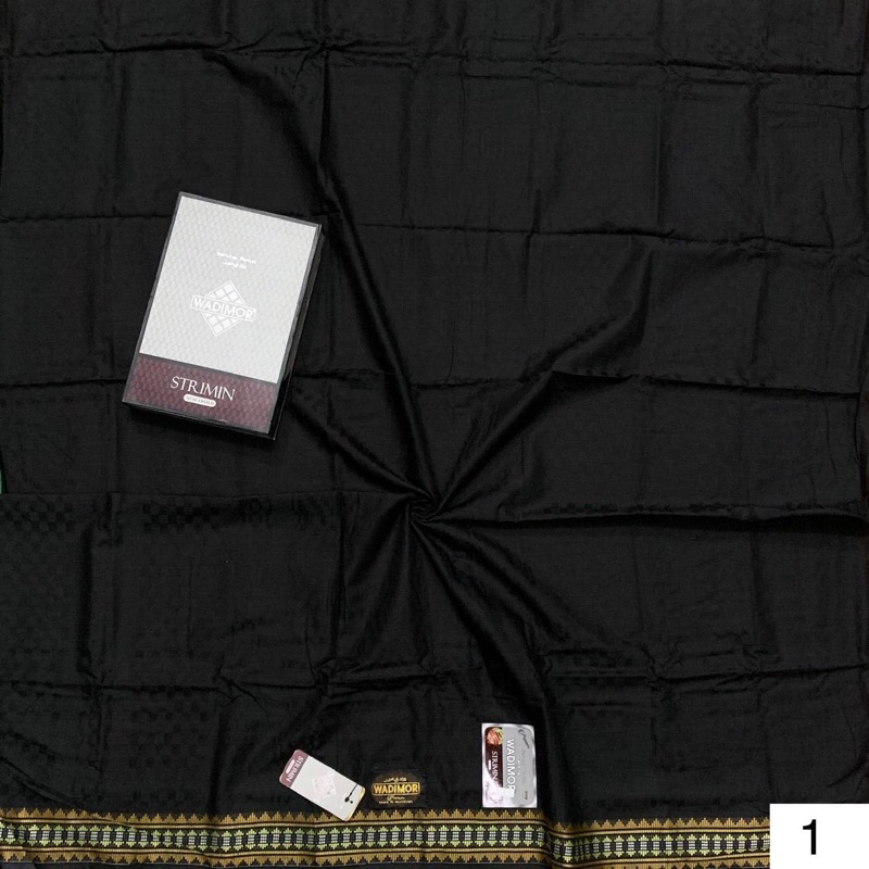 SARUNG WADIMOR STRIMIN POLOS HITAM MERCERIZED MEWAH