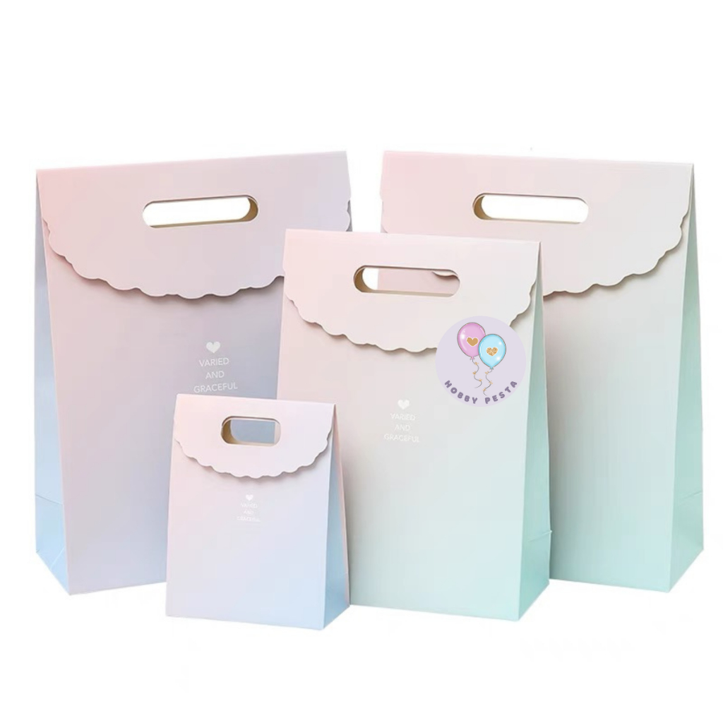 

Paper Bag Motif Gradasi / Goodie Bag / Gift Bag / Tas Kado Ulang Tahun / Souvenir Bag