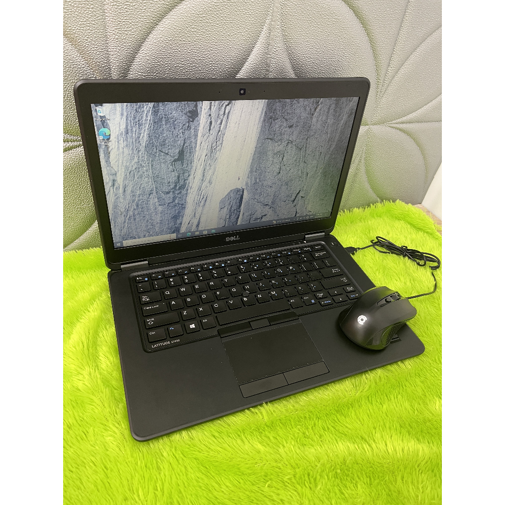 √DELL LATITUDE E7450 8/256GB INTEL CORE I5 GEN 5