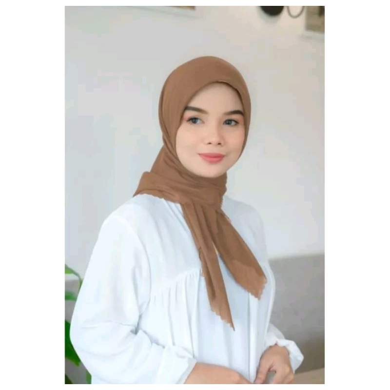 VOAL PREMIUM POLOS SEGIEMPAT/HIJAB VOAL POLOS