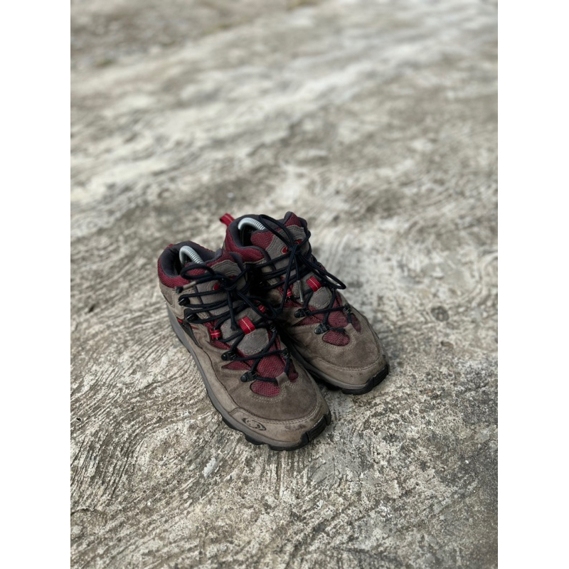 Sepatu gunung second original salomon