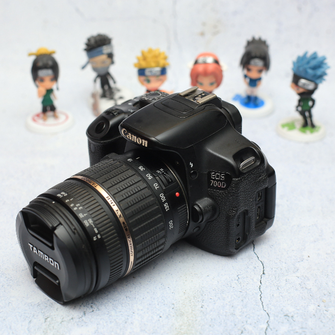 Canon 700D Lensa Tele Zoom Kamera DSLR Mulus - Paket Zoom -Likenew
