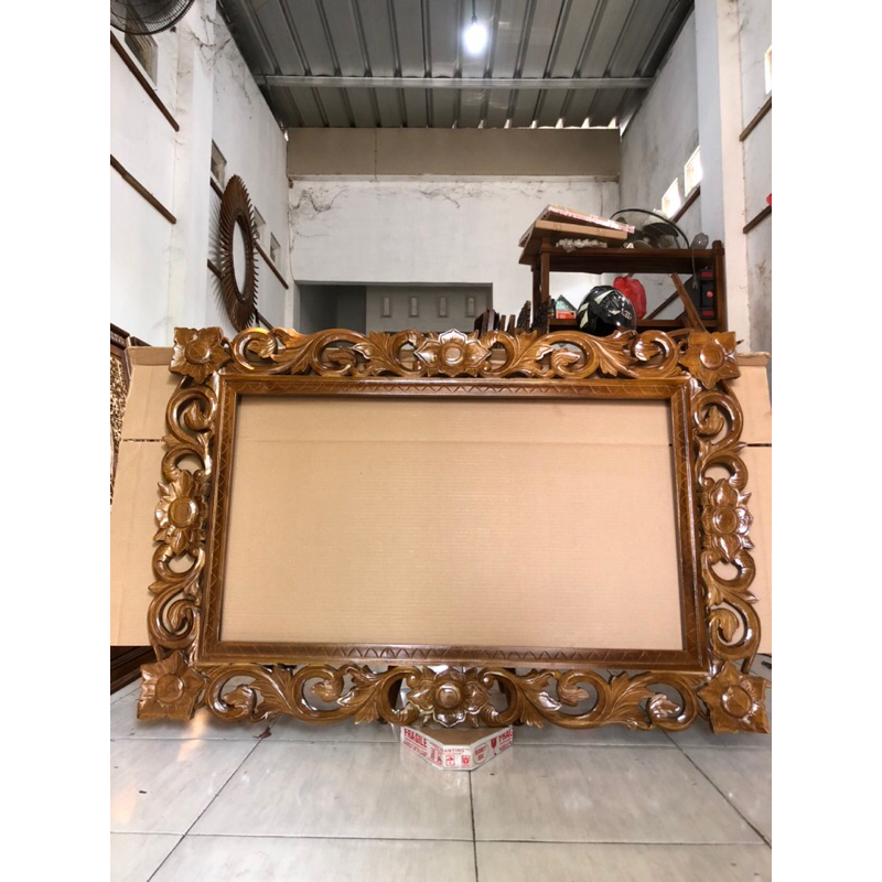Bingkai kaca Ukir Kayu Jati 120x80 cm