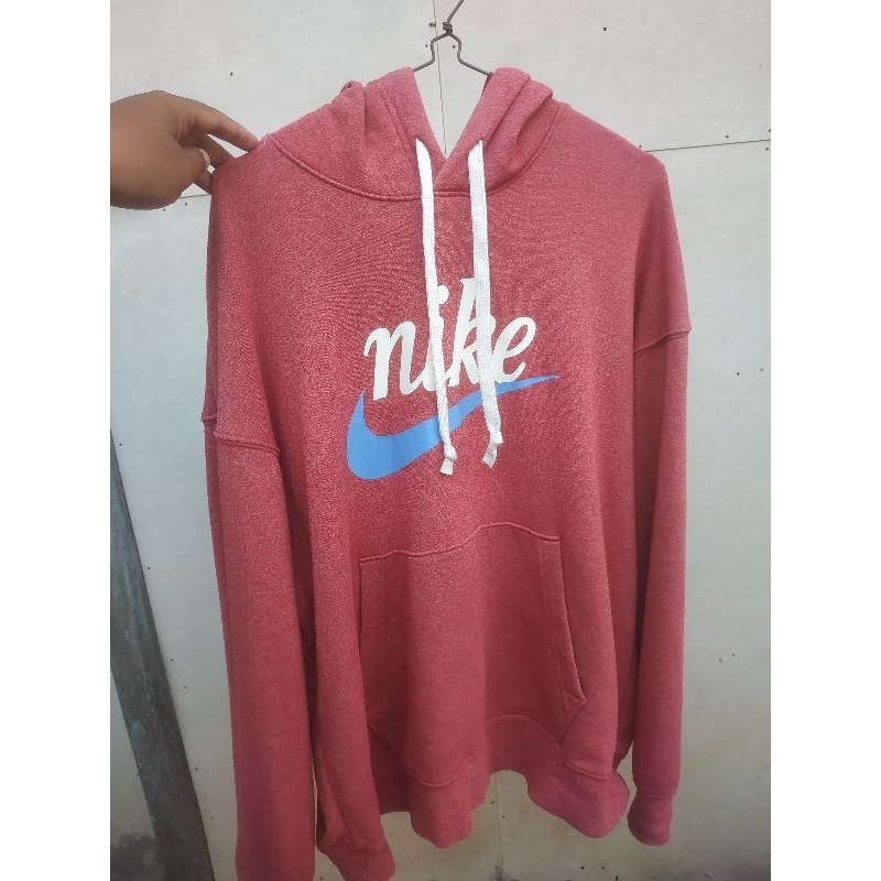 Hoodie nike merah