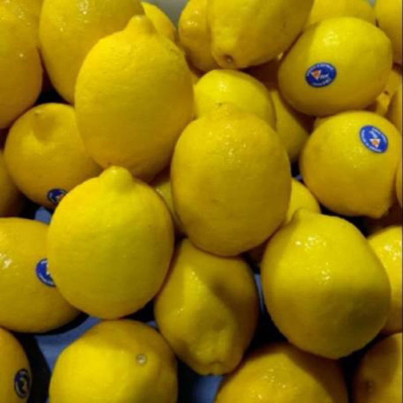 

Buah lemon Fresh