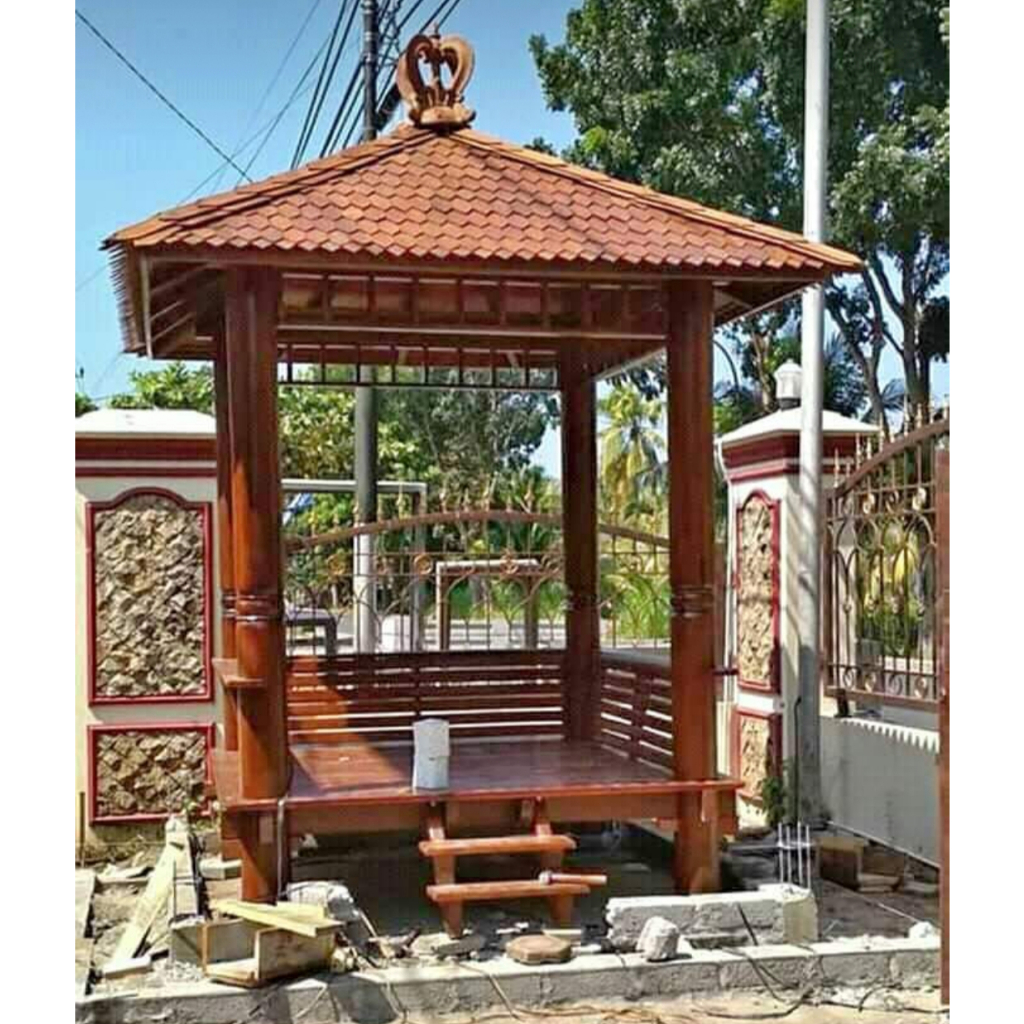 Gasebo Tiang Motif Kayu Kelapa Desain Model Terbaru Ukuran 2x2 Meter