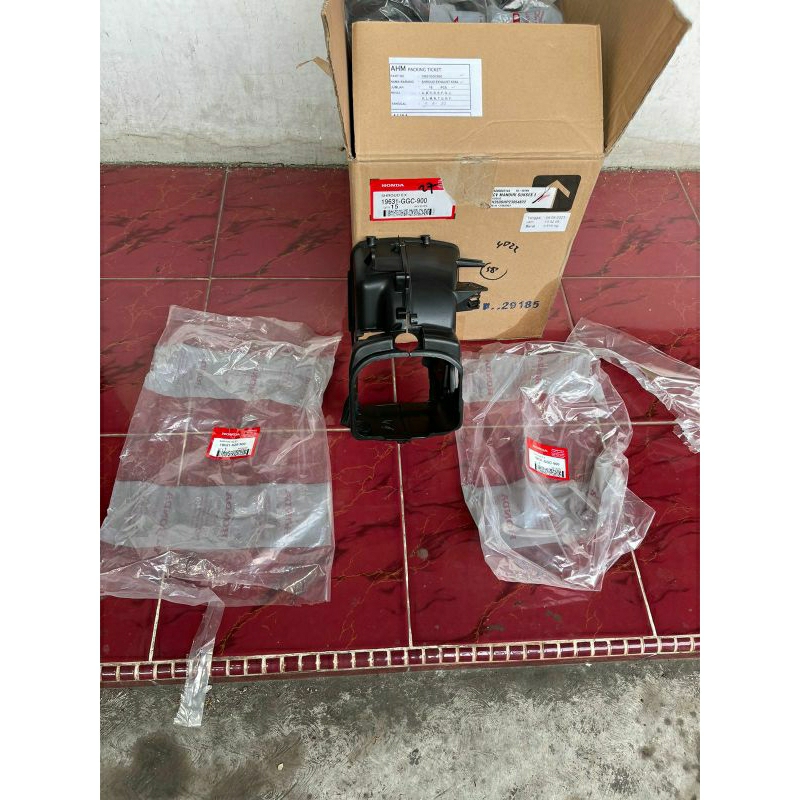 COVER / TUTUP MESIN ATAS BAWAH / SHROUD INLET EXHAUST BEAT FI ESP 2015 STARTER KASAR ORIGINAL