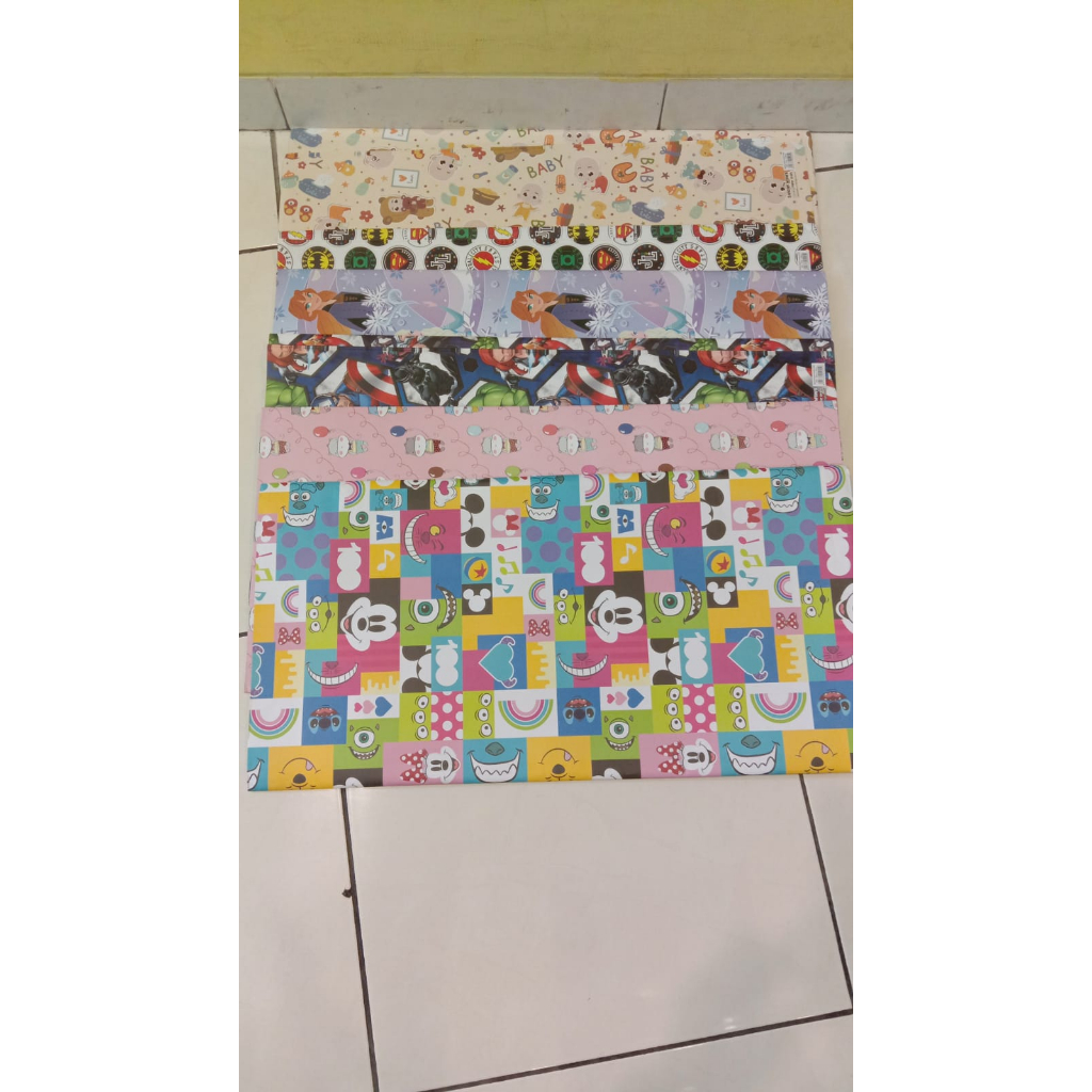 

Kertas Kado Aneka Motif