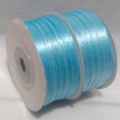 

Pita Satin Biru Muda Ukuran 1/8inch Per Roll