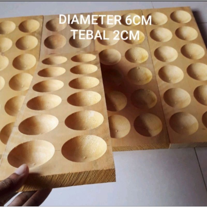 

CETAKAN GULA MERAH CONGKAK DIAMETER 6CM TEBAL 2CM