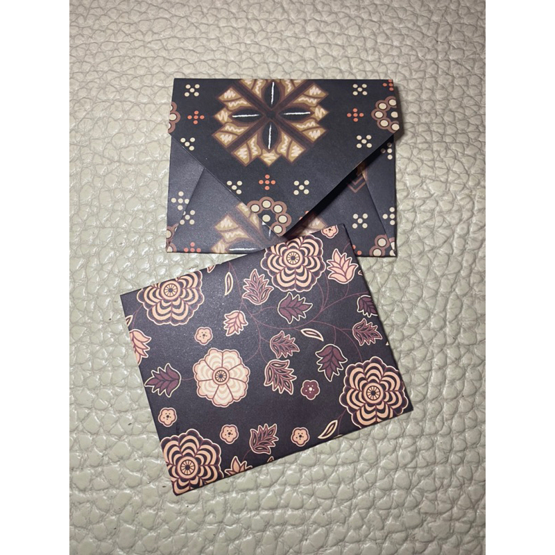 

Amplop Batik | Angpao Batik | Amplop Kecil | Amplop Mini Batik