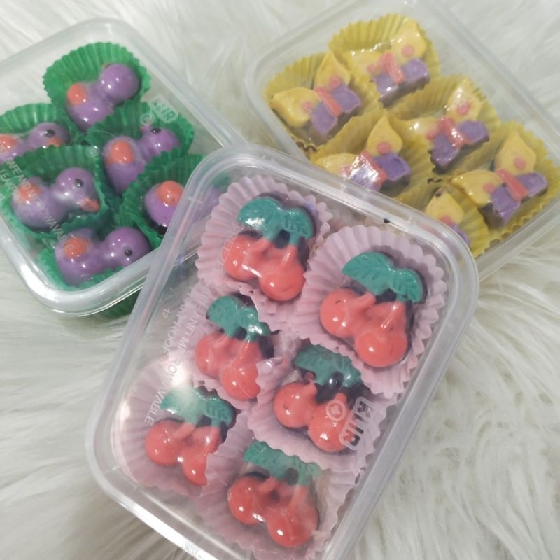 

cokelat karakter box kecil