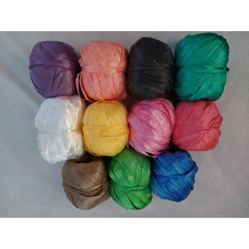 Benang Rajut Raffia Yarn / Tali Rafia / Rafia Halus