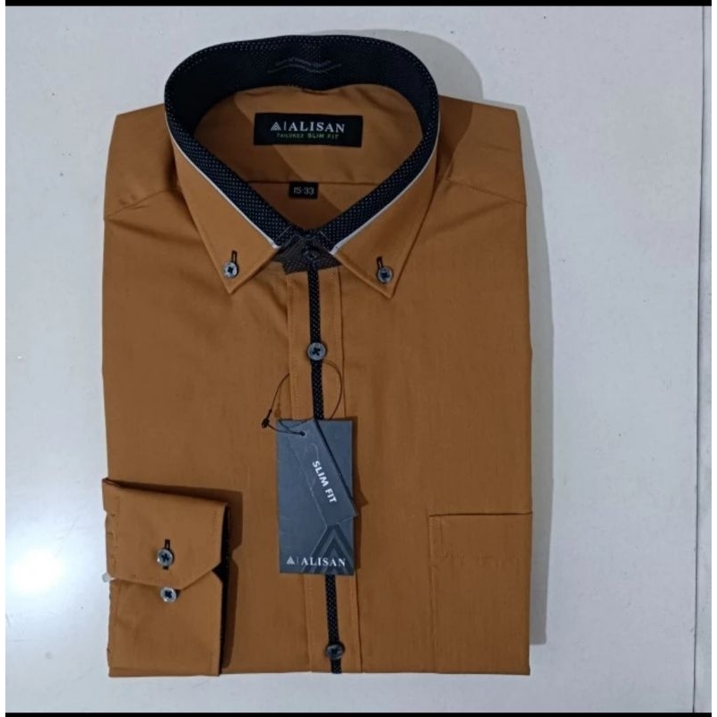 Kemeja Alisan Coklat Mocca/Coklat Moka/ Kode C7 / Kuning Busuk Polos Kombinasi List Tengah Slimfit L