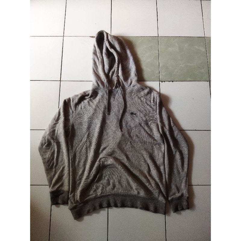 stussy second sweater