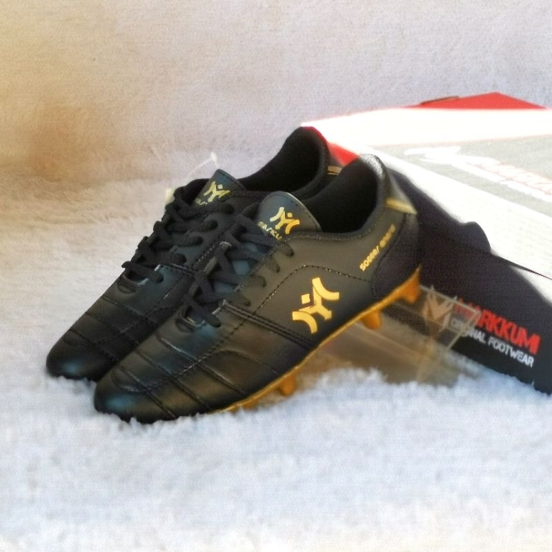 sepatu anak bola dan futsal kulit sapi asli merkkumi original