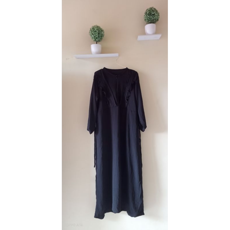dress crinkle Hitam