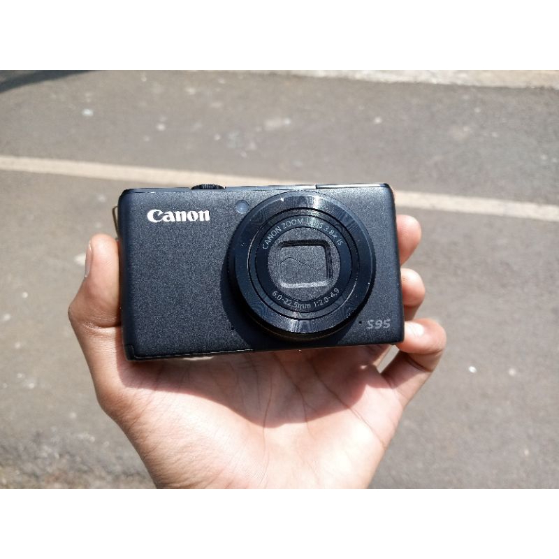 kamera canon powershot S95 bekas second