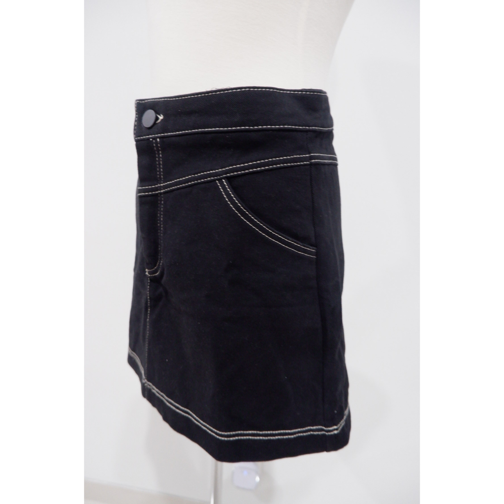 ROK JEANS DENIM SKIRT ZARA ORIGINAL SPAN BASIC HITAM PENDEK UKURAN L LARGE RESLETING KANCING PREMIUM