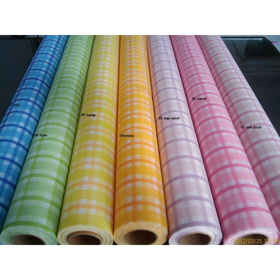 

Tisu polypropilene motif ANGLE rol panjang 20 meter