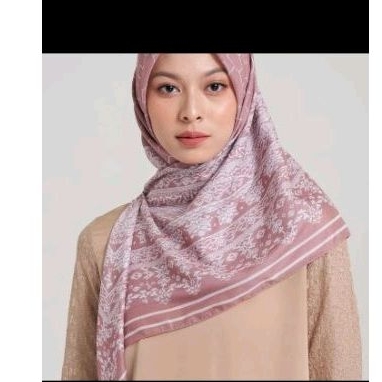 Ria Miranda Minang heritage Scarf