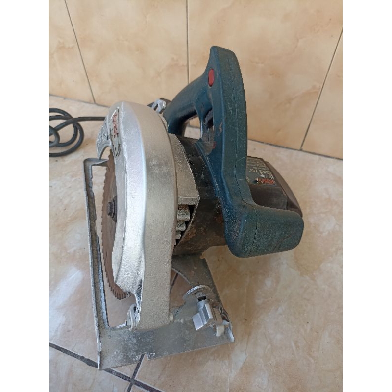 serkel gergaji potong kayu merk BOSCH 7in normal siap pakai