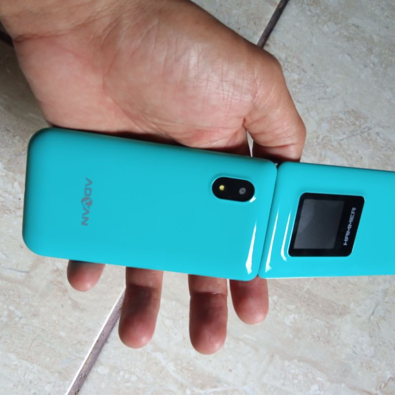 hp lipat keren hp dua layar advan r5 hammer r5 bkan zte axon m s20