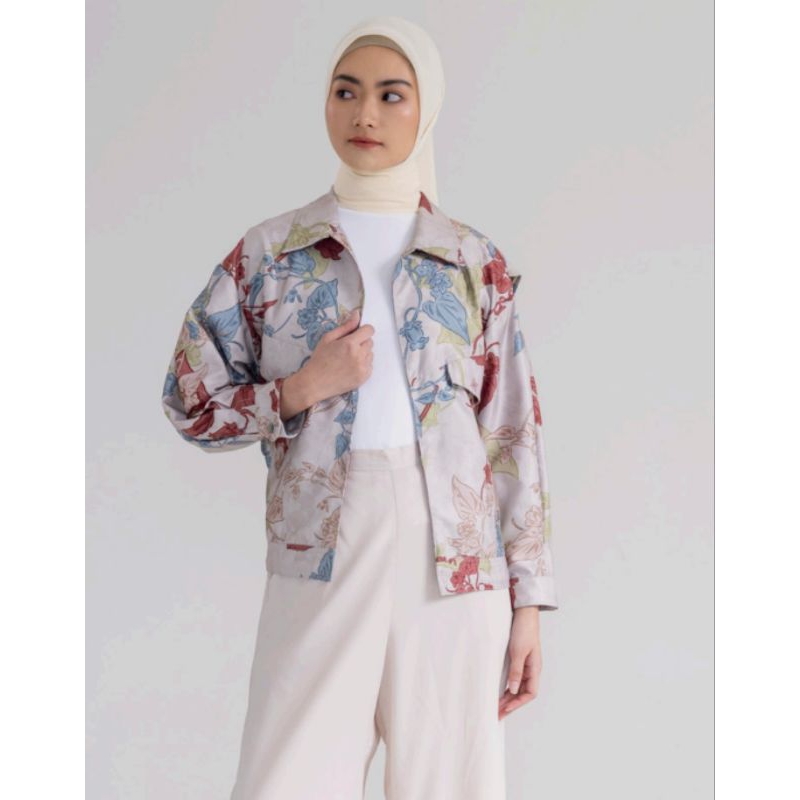 Geya Jacket Riamiranda Sradha RM Pre Fall 2023 Baju Ria Miranda Atasan Blouse Original Kemeja Outer