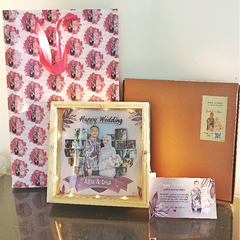 

Full set gift 1 picture with kolase love + Lampu + paper bag