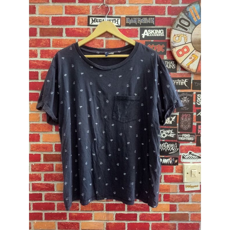 kaos oblong hnm pocket second