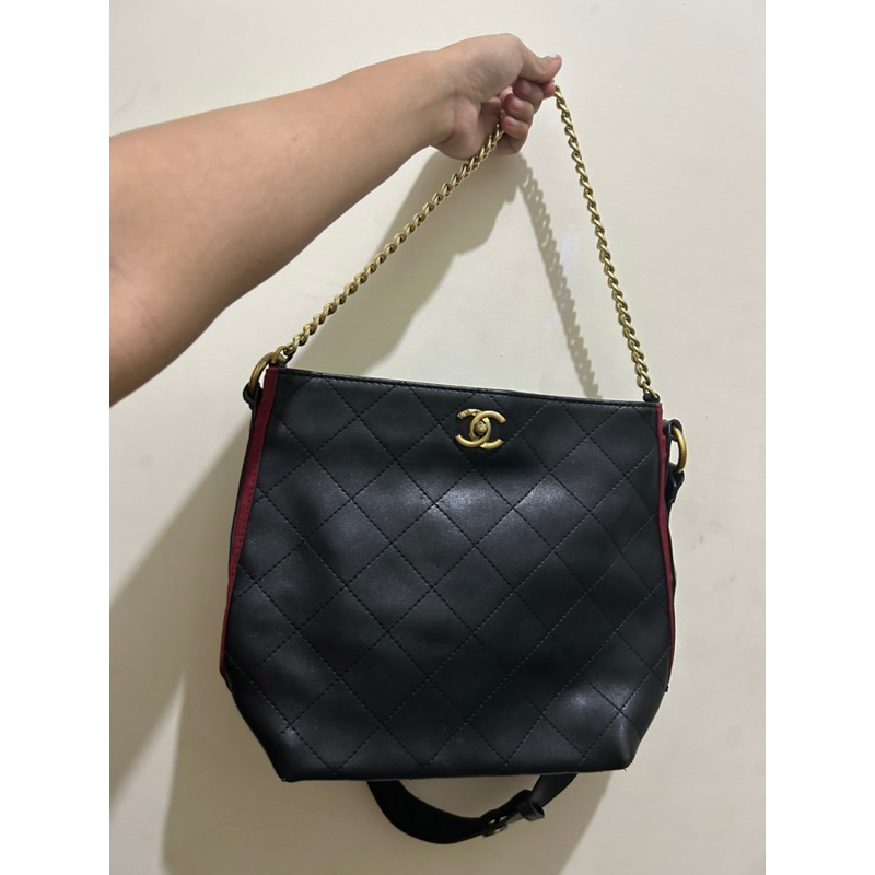 Chanel Gold Coin Hobo bag preloved kulit asli tas bal