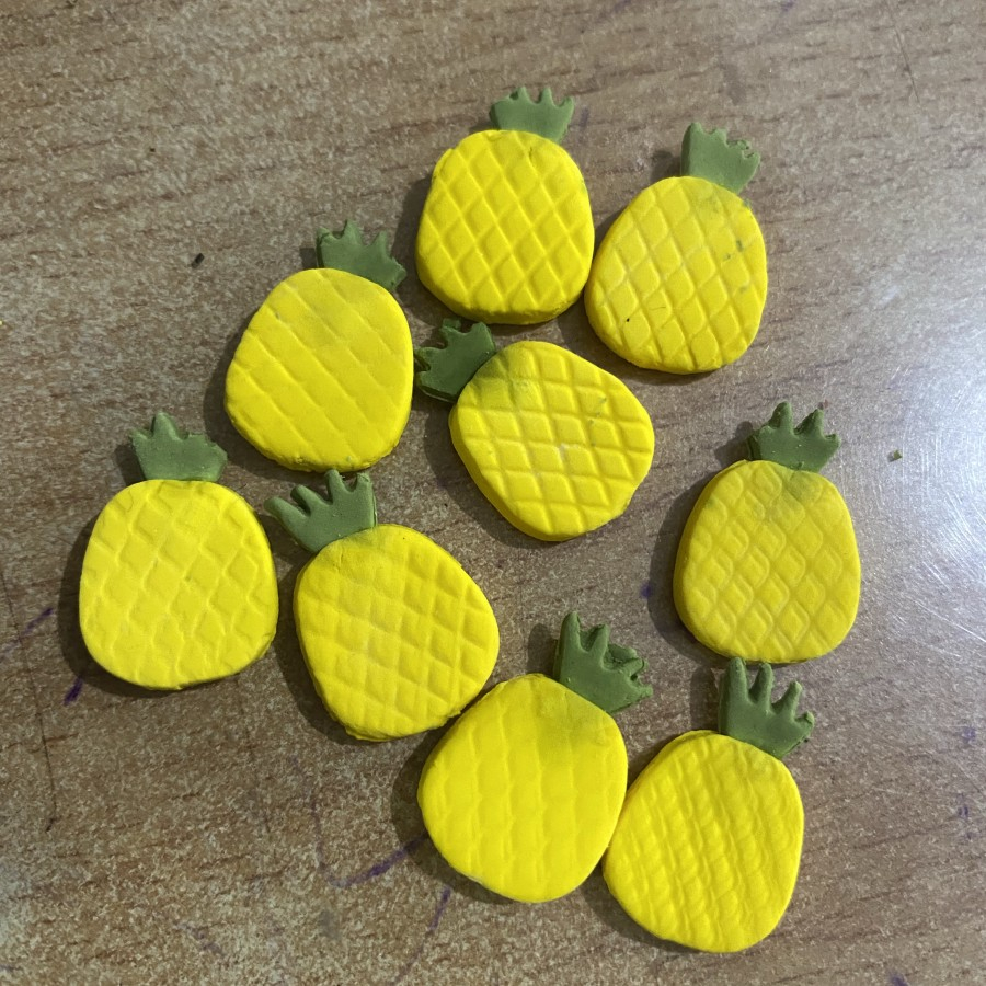 

Gumpaste Nanas Pineapple kuning hiasan