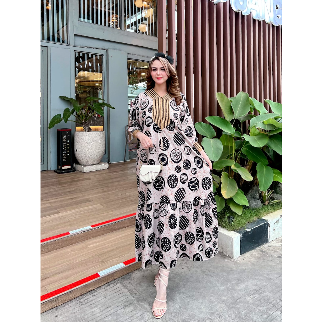 Longdress Renda Gamis Sultan Busui Tali Belakang Rempel Bawah Claressa Collection