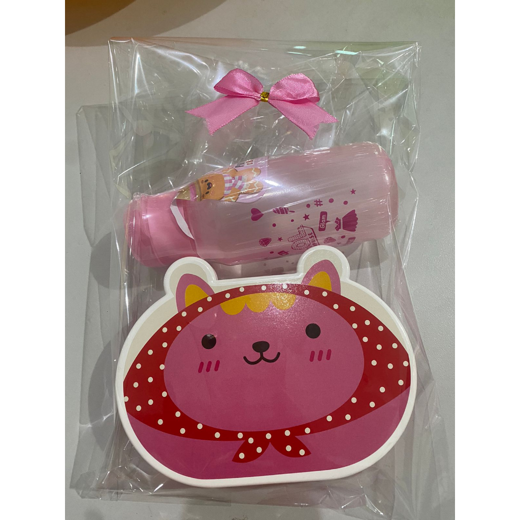 

Paket Ulang Tahun Anak Botol Takuma 350ml + Lunch Box Zoo | Souvenir Ultah Parcel Bingkisan