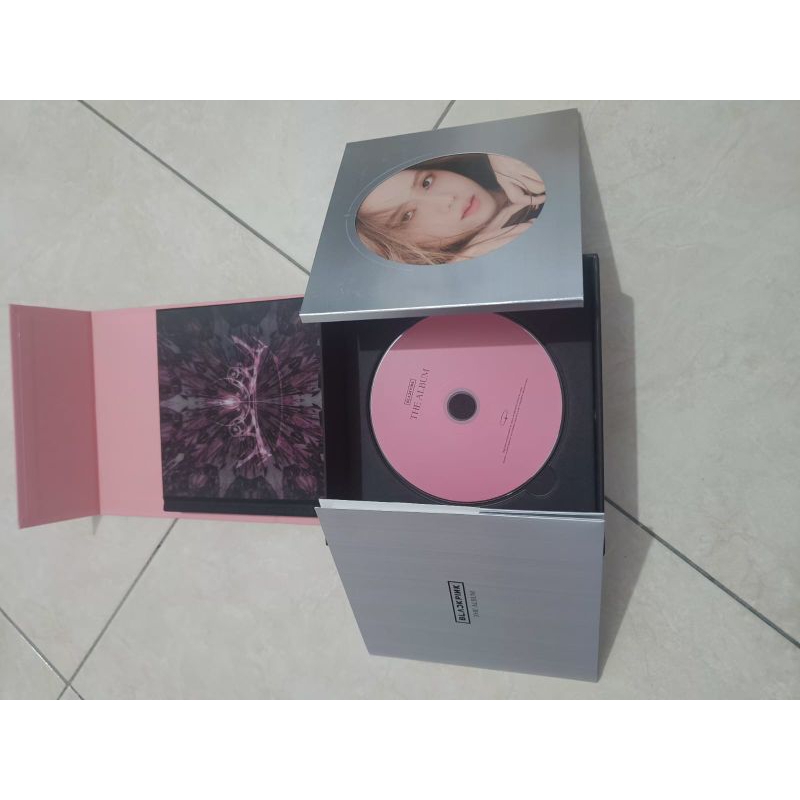 BLACKPINK THE ALBUM