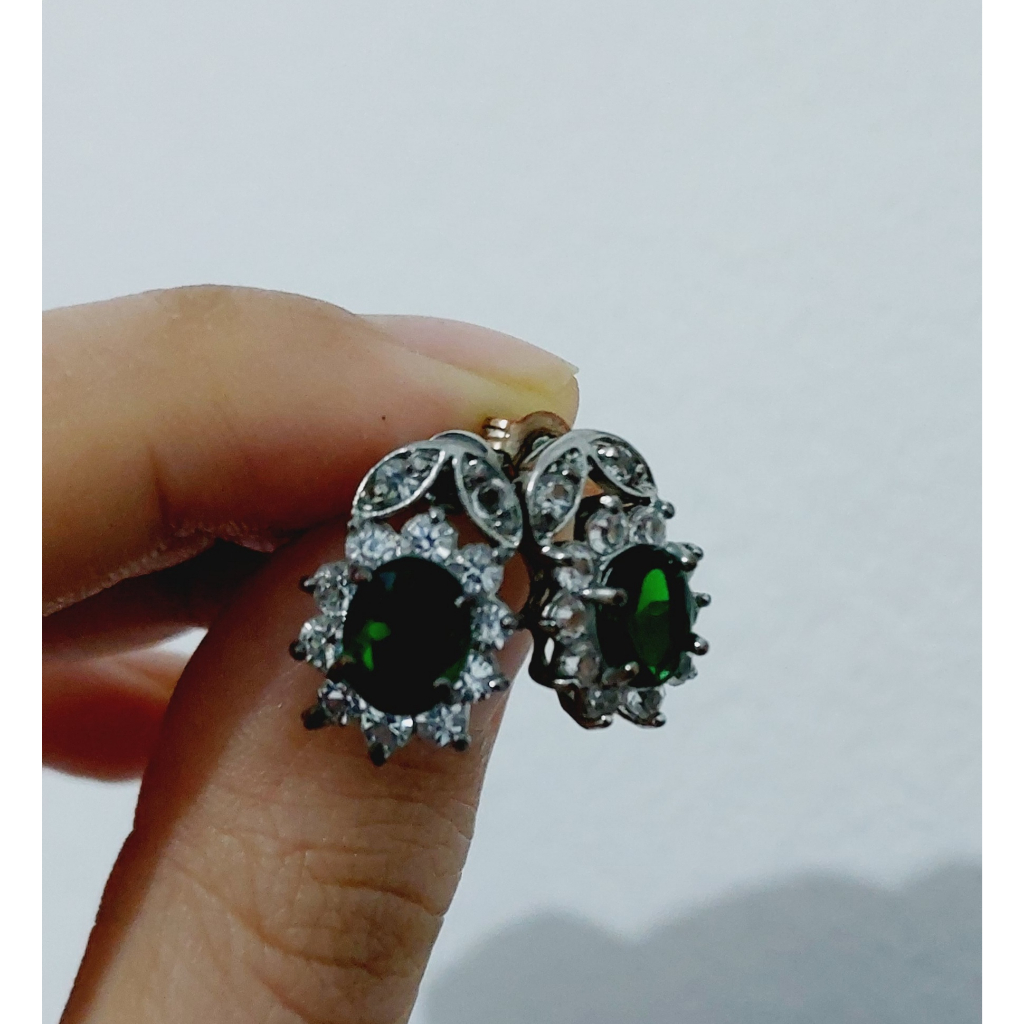 Anting Tusuk Cubic Zirconia 18kgp