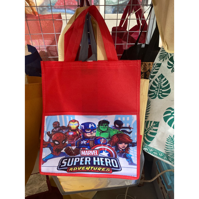 

TAS ULTAH UKURAN BENTO- 24x19x28