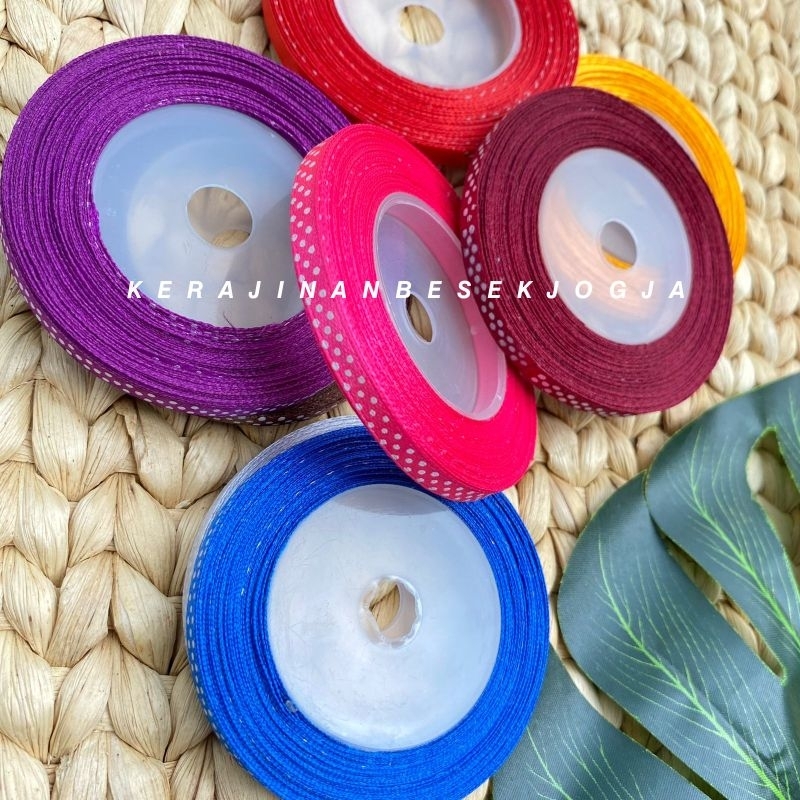

READY PITA POLKADOT 1/4 INCH PER 1M / pita murah pita satin pita grosir pita jogja pita kado pita warna