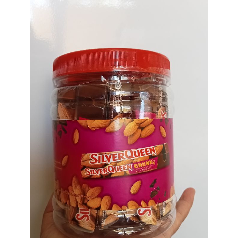 

coklat silverqueen chunky murah toples isi 12