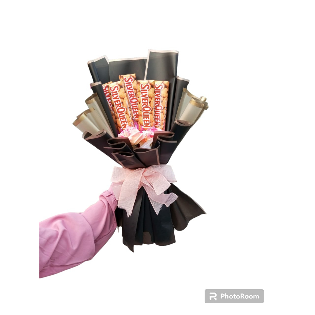

Buket Snack buket silverqueen buket coklat bouquet buket murah buket bunga hadiah wisuda hadiah ulang tahun