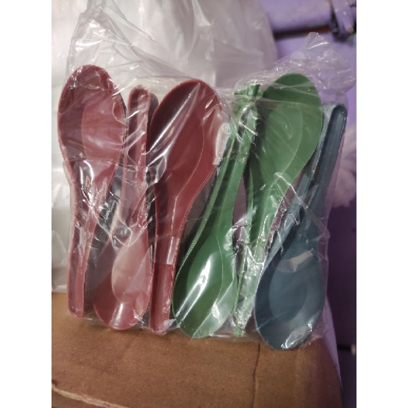 Sendok bebek/sendok makan bebek warna warni /pax