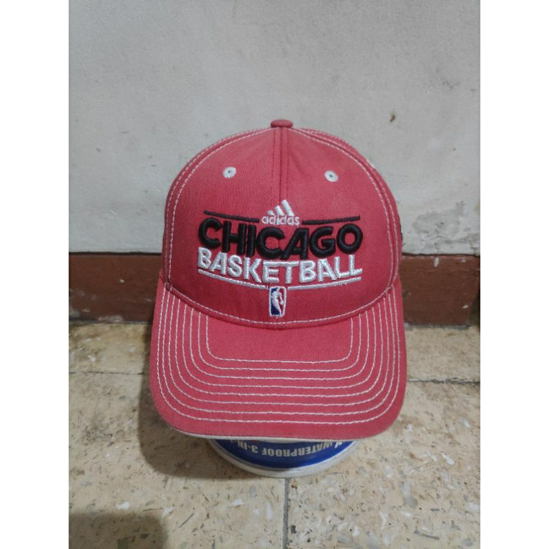 Topi Adidas x NBA Chicago Bulls original second bekas