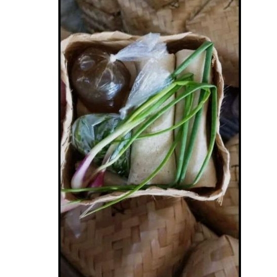 

lumpia Semarang isi 10 30ribu