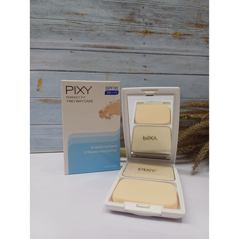 Pixy Perfect Fit UV Whitening Two Way Cake SPF15 / Bedak Padat - 12gr