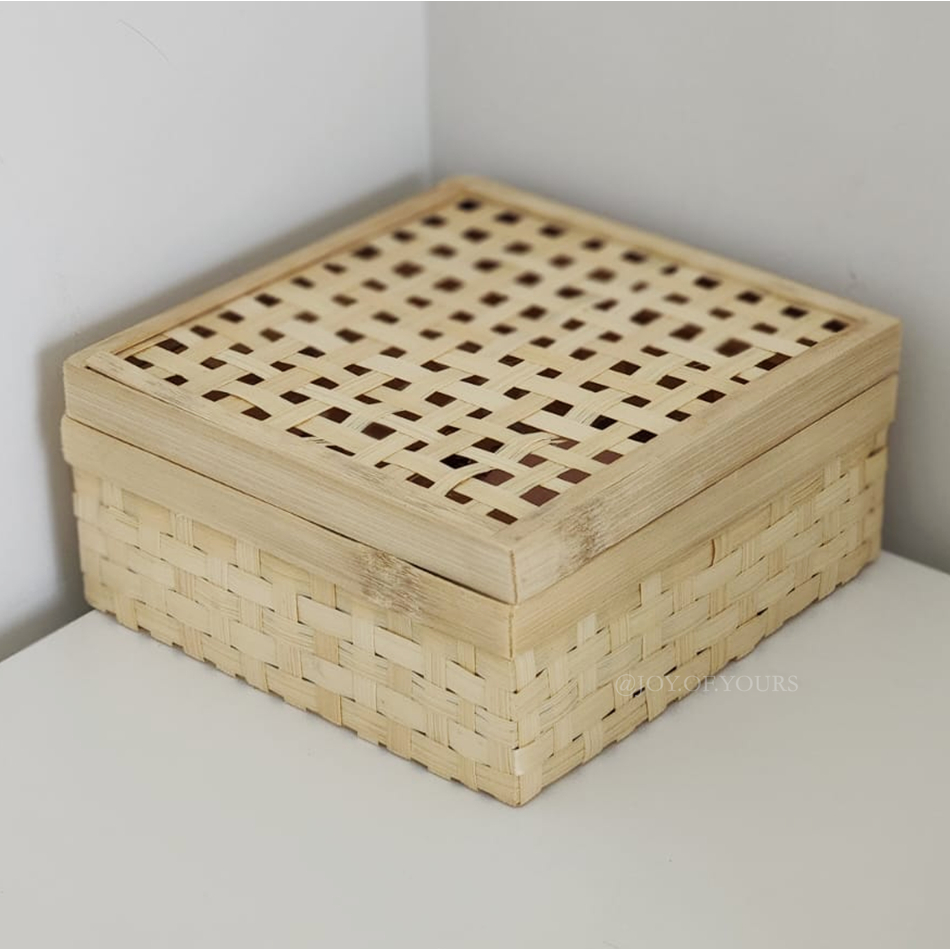 JOY - Kotak Bambu Bambu Ukuran 25 x 25 cm/ Kotak Bambu Hampers/ Wadah Hampers/ Wadah Makanan Bambu