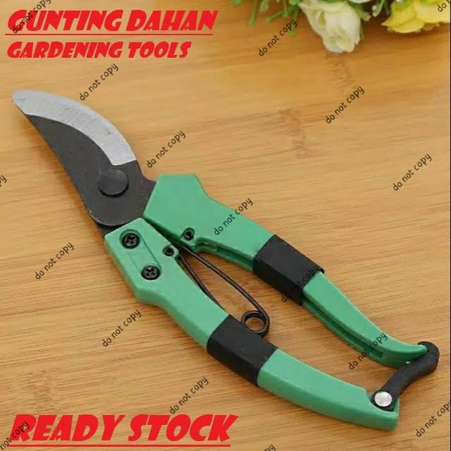 Gunting Ranting Pohon Tanaman Kebun Kayu Garden Tools