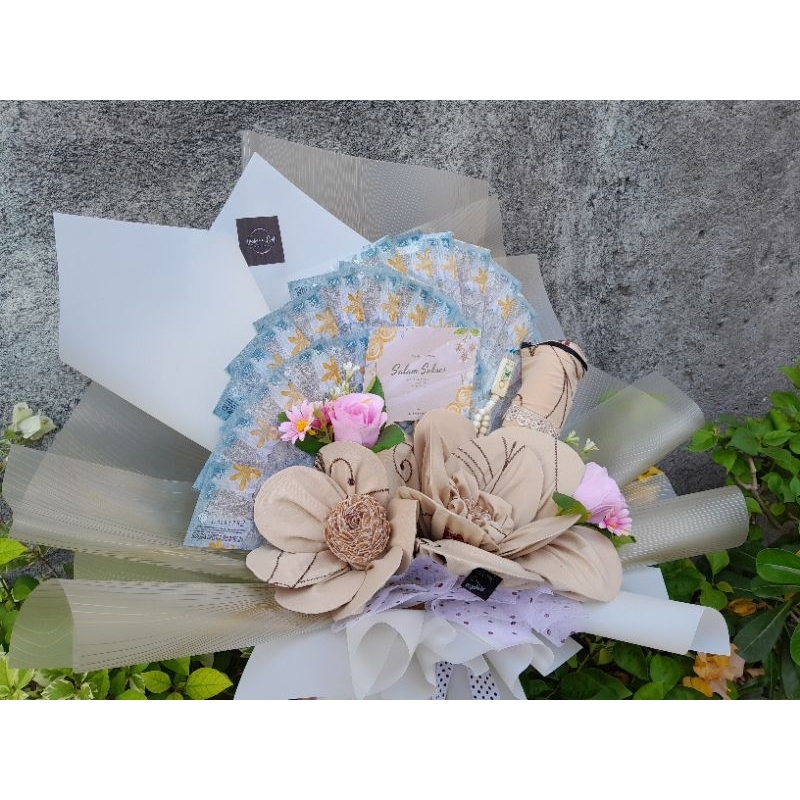 BUCKET BUNGA ARTIFICAL/BUCKET BUNGA MURAH/BUCKET BUNGA UANG