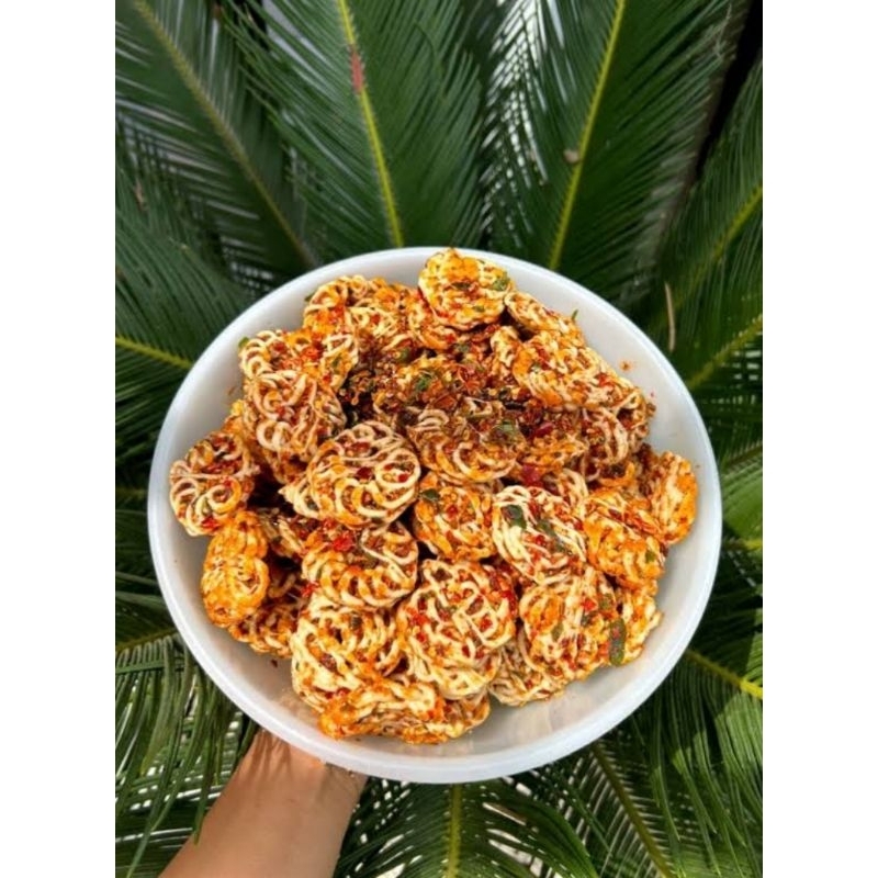 

kerupuk seblak mawar pedas daun jeruk